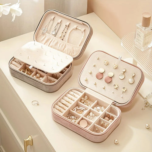 Velvet Travel Jewelry Organizer – Chic 3-Layer Zipper Jewelry Case