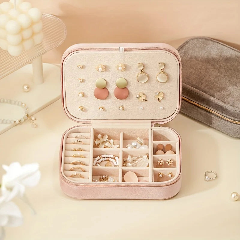 Velvet Travel Jewelry Organizer – Chic 3-Layer Zipper Jewelry Case